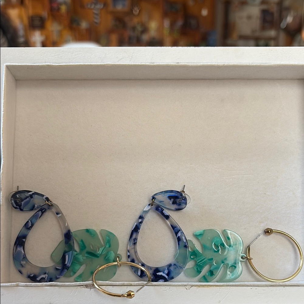 Elegant Blue and Green Hoop Earrings Set